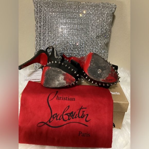 Authentic Christian Louboutin black heels size 38 1/5 - Picture 8 of 13